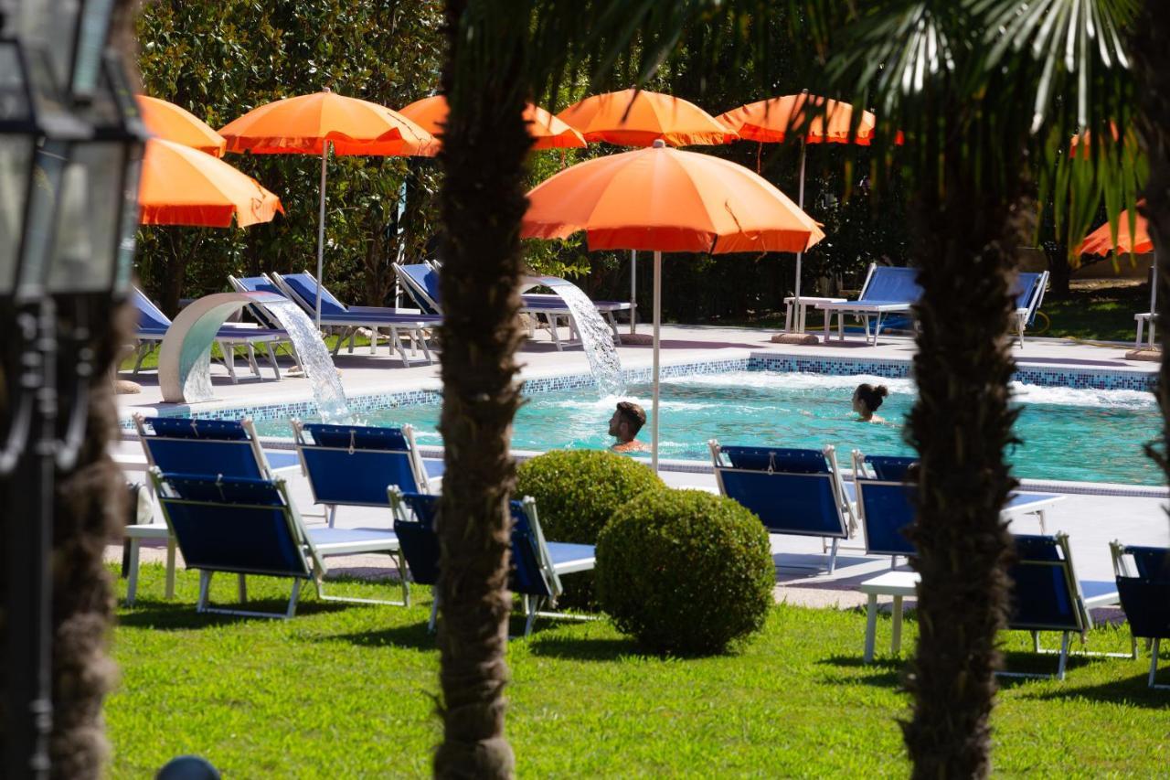 Hotel Savoia Thermae & Spa (Adults Only) Abano Terme Exterior foto