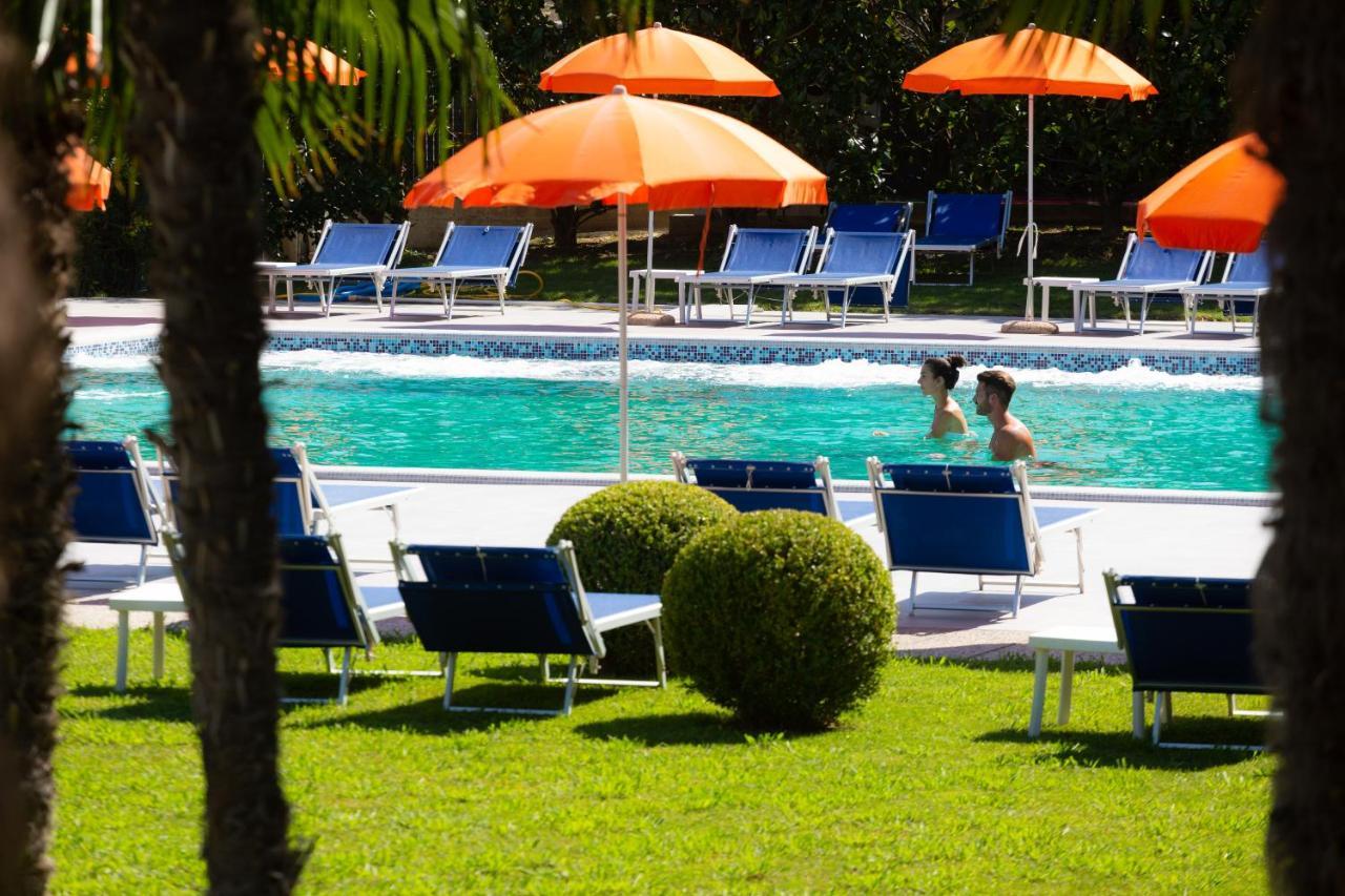 Hotel Savoia Thermae & Spa (Adults Only) Abano Terme Exterior foto